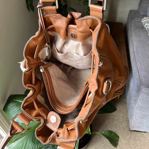 Large brown leather Michael Kors bag - Picture 4 of 4